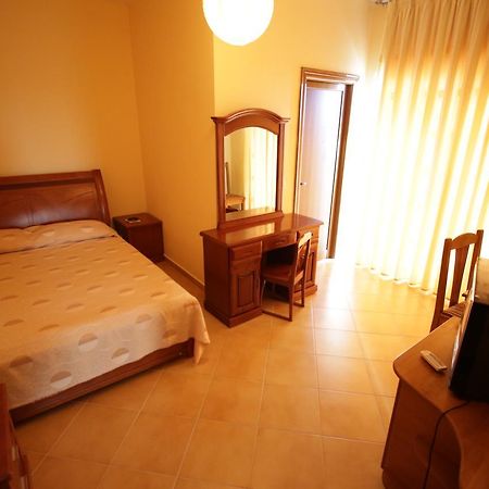 Hotel Alen 2 Тирана Экстерьер фото
